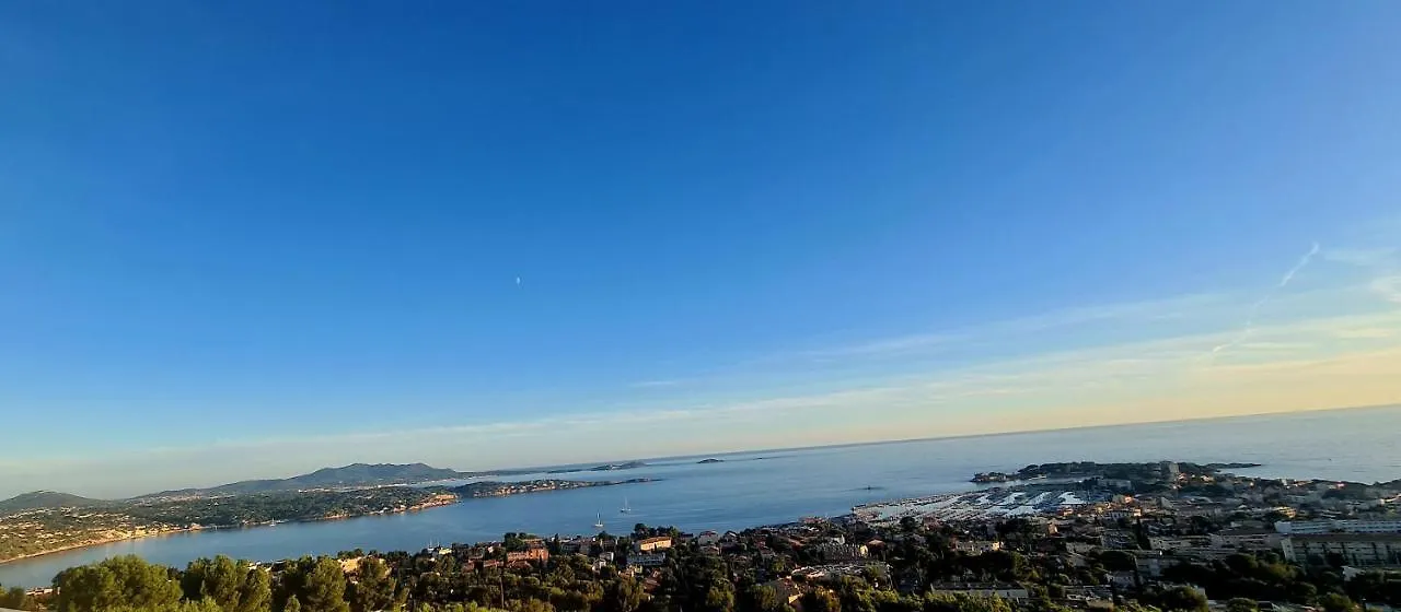 Vue Mer Exceptionnelle - Grande Terrasse Et Piscine Bandol Apartment